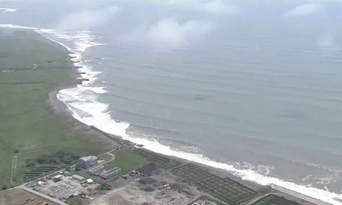 TSUNAMI