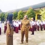 GURU HAMPIR CEKIK MURID